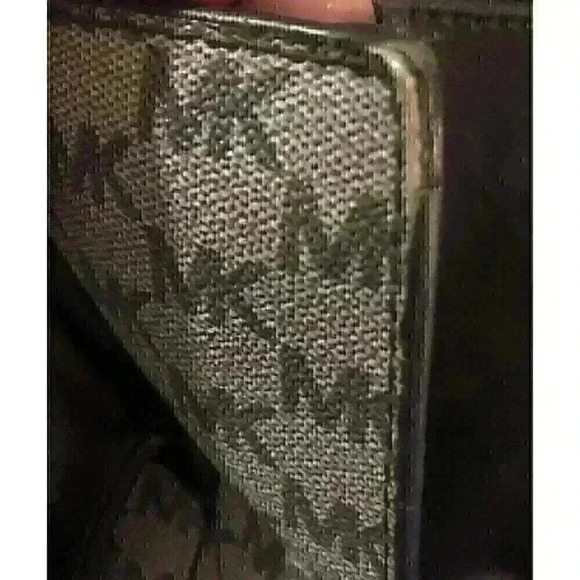 Michael Kors Bridgette Gray/Black Leather Tote Handbag Medium Size - Picture 12 of 13